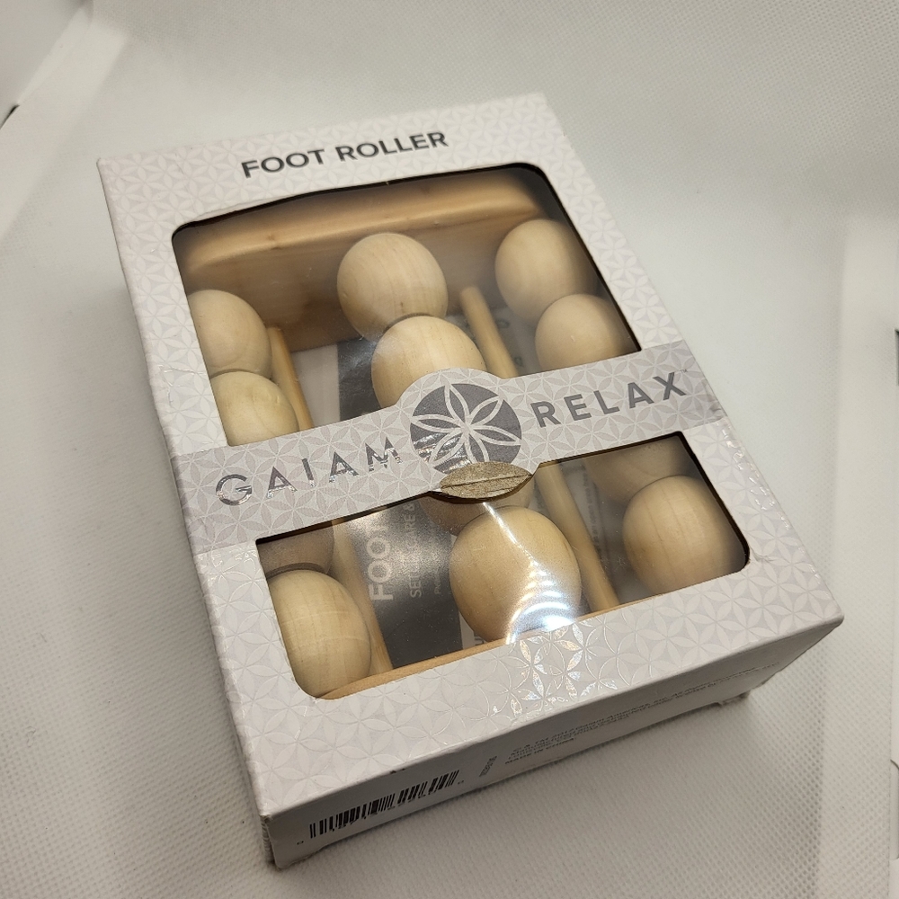 Gaiam Relax Sigh of Relief Foot Roller, New - Picture 3 of 4